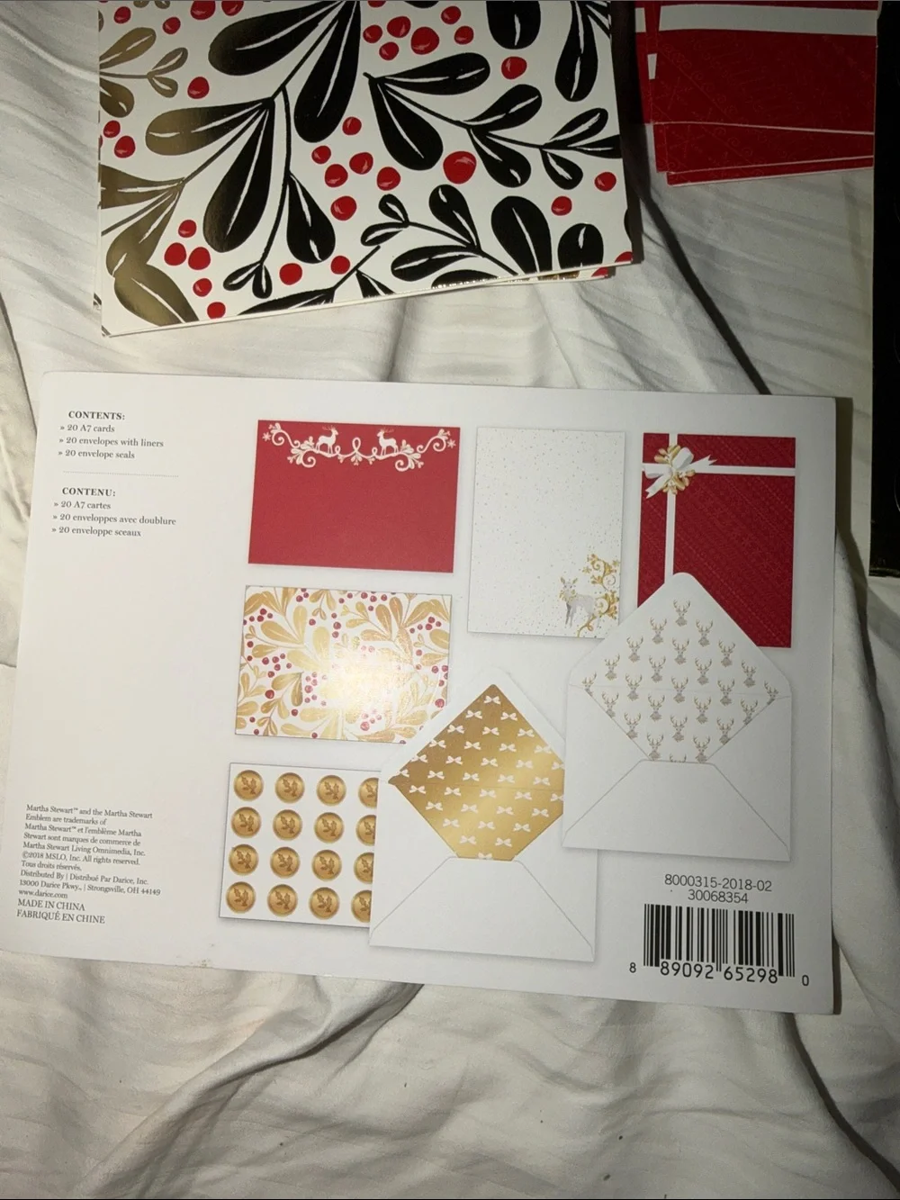 Martha Stewart Holiday Card and Envelope Set in Red, Gold, and White 20 cards
